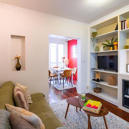Charming Apartment In Heart Of パリ エクステリア 写真
